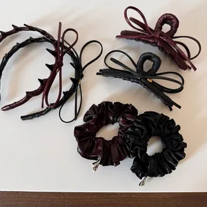 Korean Vintage Leather Bowknot Hair Clip For Women Artificial Leather Bow Claw Clip Elegant Headband Hair Scrunchie Accessory