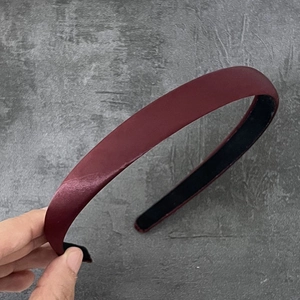 Serre-tête Élégant en Satin Rouge Vin pour Femmes Haut Craniotop Version Étroite Fait à la Main Accessoires de Cheveux