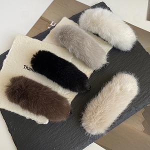 Plüsch Bananen-Haarclip-Set in fünf Farben für herbstliches und winterliches Styling