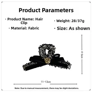 Détails des dimensions de la pince à cheveux en tissu avec motif de camélia doré