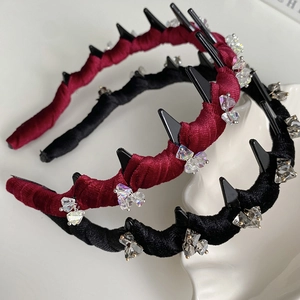 Velvet wavy headband with teeth and rhinestone butterfly in burgundy and black