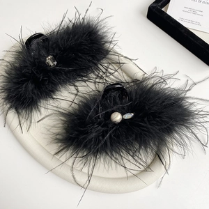 Elegant 13cm black feather hair claw clip with pearl and rhinestone accents for women