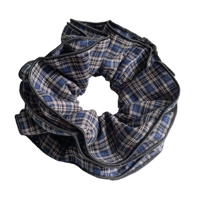 Classic dark plaid scrunchie with four layers for women, elegant retro hair accessory
