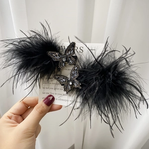 Vintage Alloy Rhinestone Butterfly Hair Clip With Black Feather For Women Elegant Gothic Duckbill Clip Hair Accessory