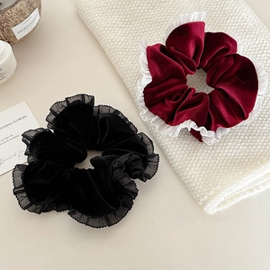 Chouchou en Velours Chic Français Bord en Dentelle Rétro Élégant Élastique Support de Queue de Cheval pour Femmes Filles