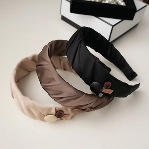Women's Pleated Fabric Headband With Buttons And Leather Hand Made Label Vintage Korean Style Fashion Hair Band Hair Accessory