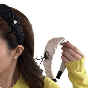 Pleated satin wide headband with bow and heart charm for elegant hair styling