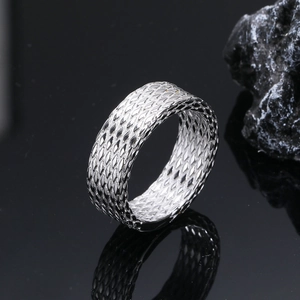 Retro hip hop rhombus patterned stainless steel ring for men on reflective black base