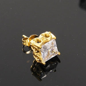 Orecchino quadrato di lusso in zircone con motivo floreale retrò in oro inossidabile