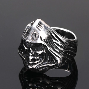 Bague gothique pour homme avec crâne à capuche en acier inoxydable poli argenté