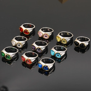 Bague en Acier au Titane Double Cœur avec Zirconia Plaqué Or Tendance Minimaliste Bague Sertie de Pierres pour Femmes Bijoux Cadeau