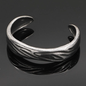 Vintage Nordic Viking style titanium steel open cuff bracelet with feather relief texture