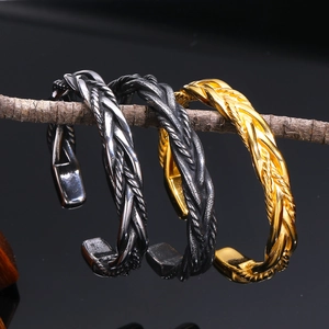 Bracelet Jonc en Acier Inoxydable Torsadé pour Hommes Style Industriel Viking Rétro Bracelet Manchette Ouvert Bijoux Mode