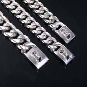Collana per Cani in Acciaio Inossidabile Catena Cubana Hip Hop Collare Pesante per Animali con Chiusura a Scatola Industriale per Cani Grandi e Medi Gioielli