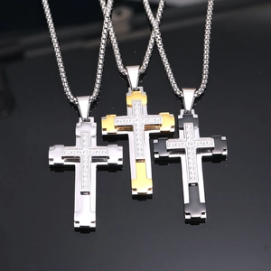 Collier Pendentif Croix en Zirconia Bicolore en Acier Titane Punk pour Hommes Bijoux Hip Hop Tendance Personnalisés Haut de Gamme