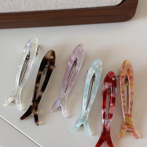 Set of 6 colorful acetate fish-shaped hair clips with rhinestones in Y2K style