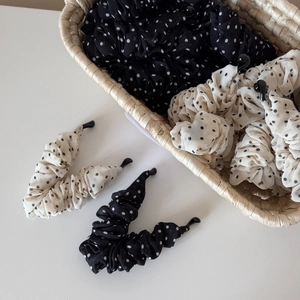 Bananen-Haarklammer-Set mit Polka-Dot-Muster aus Chiffon in Schwarz und Weiß