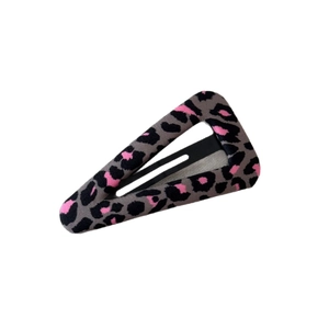 Fermaglio per capelli a triangolo con stampa leopardata rosa e grigia in tessuto