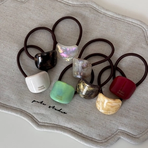 8-piece set of geometric acetate hair ties with marble and tortoiseshell resin patterns