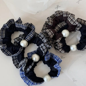 Set of 4 vintage plaid lace scrunchies with large pearls for elegant ponytail styling