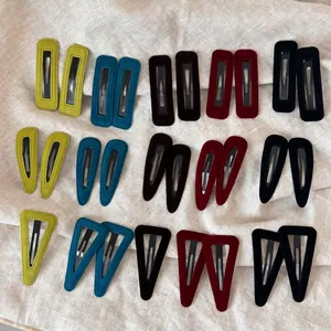 Autumn Winter Velvet Geometric BB Hair Clips Vintage Flocking Snap Clips For Women Triangle Rectangle Water Drop Hairpins Aesthetic Side Clips