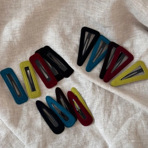 Elegant velvet hair clip set in assorted geometric shapes and autumn winter colors