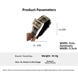 Detailed size chart for retro brown plaid headband with measurements and square buckle detail