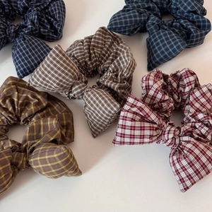 Five-piece set of preppy plaid bow scrunchies in navy blue brown and burgundy red