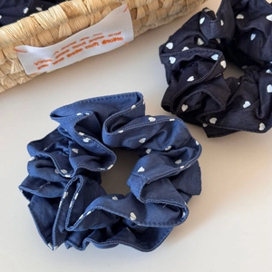 Denim heart polka dot elastic hair scrunchies set in black and navy blue fabric