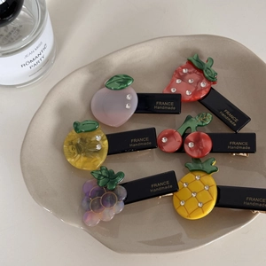 Lot de 6 barrettes à cheveux en acétate et strass avec motifs de fruits comme la pêche