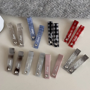 Lot de 14 barrettes douces avec strass cœur et motif à carreaux et imprimé Love