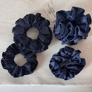 Chouchou en Tissu Denim Bleu Marine de Style Coréen Pois Plissé Élastique à Cheveux pour Femmes Accessoires de Coiffure Quotidiens