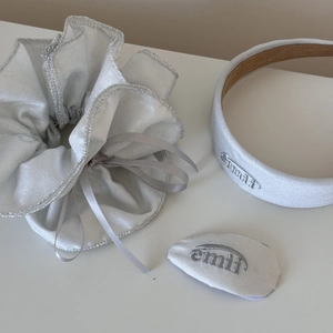 Ensemble d'accessoires cheveux 3 pièces avec chouchou, bandeau et pince à bord argenté