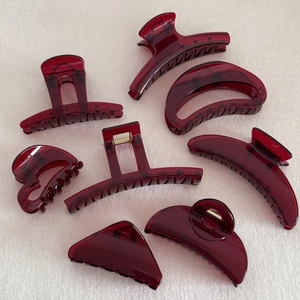 7-piece set of transparent deep red hair claws in various elegant geometric shapes