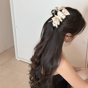 Pince à cheveux nœud à pois style français en satin beige pour coiffure élégante