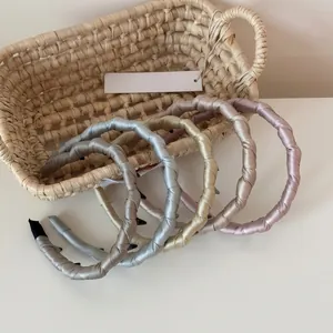 Elegant Satin Fabric Wrapped Thickened Wave Headband With Anti-slip Teeth Solid Color Korean Style Headband For Women Daily Face Wash