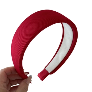 Serre-tête large en tissu rouge à rayures texturées avec doublure intérieure antidérapante