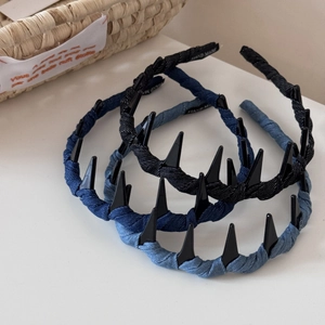 Lot de trois serre-têtes en denim ondulé avec dents antidérapantes en nuances de bleu
