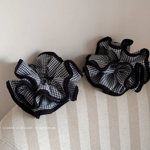 Korean Style Black And White Gingham Large Scrunchies For Women Fabric Hair Tie With Black Piping Border Hair Accessories