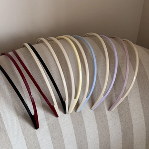 Set of 10 candy-colored non-slip plastic headbands for washing face in various pastel tones