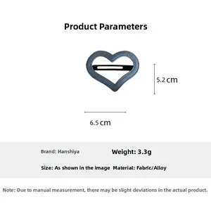 Detailed size chart for blue heart fabric hair clip showing 6.5cm width and 3.3g weight