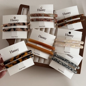 Set di fermagli per capelli in acetato con motivi tartarugati e marmorizzati