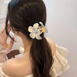Cute contrast flower hair claw clip in light blue and cream for elegant ponytail styling