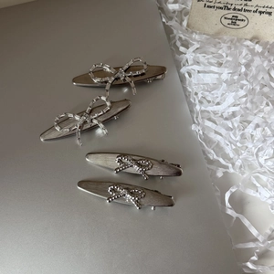 Set of 4 silver brushed metal bow hair clips with crystals and beads for women