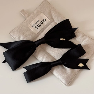 Elegant Korean Style Black Satin Bow Hair Clip Premium Silk Texture Alloy Metal Buckle Spring Clip Hair Accessory For Women
