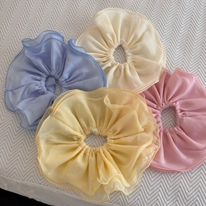 Chouchous en mousseline double couche en bleu ciel, blanc crème, jaune et rose