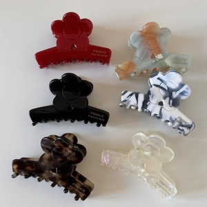 Lot de 6 pinces à cheveux fleur en acétate, couleurs variées et motifs marbrés élégants