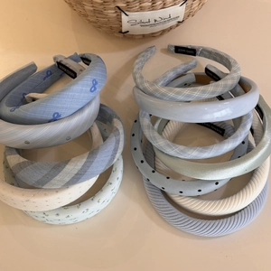 Gepolsterte Haarreifen in Blau mit Streifen, Punkten und Samt im maritimen Stil