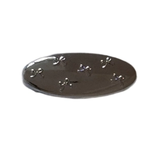 Silver bow hair clip accessory with mirror finish and elegant butterfly engraving