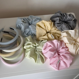 Gingham pattern headband and scrunchie set in pastel colors for women and girls